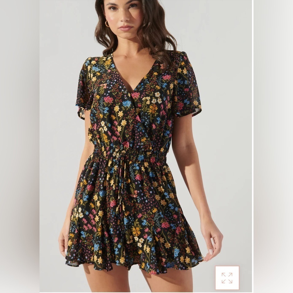 Sugarlips Midnight Countryside Babygirl Romper size 3X like new